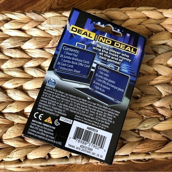 Deal or No Deal Jumbo Card Came - Picture 2 of 2